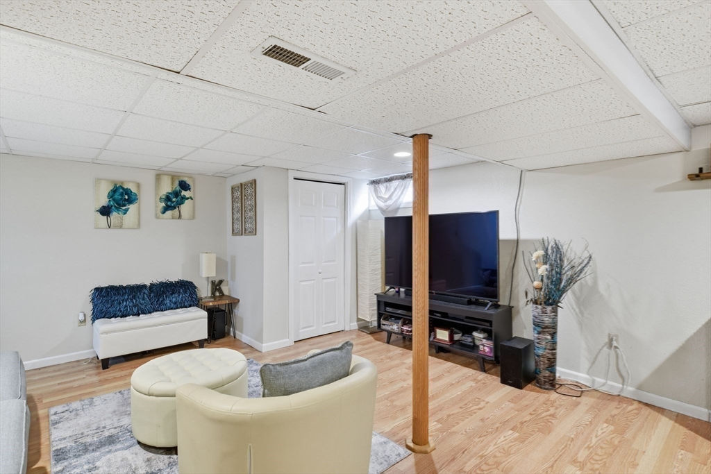 30 West Hill Road Springfield, MA 01109 - Photo 26 of 33 Gallery Image 26