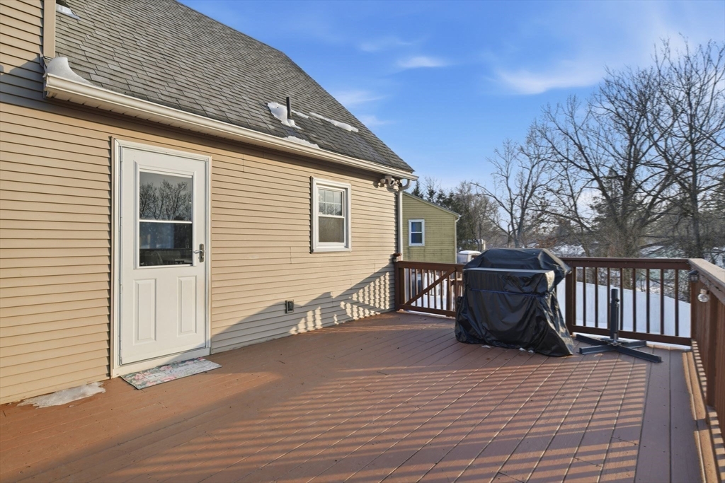 30 West Hill Road Springfield, MA 01109 - Photo 29 of 33 Gallery Image 29