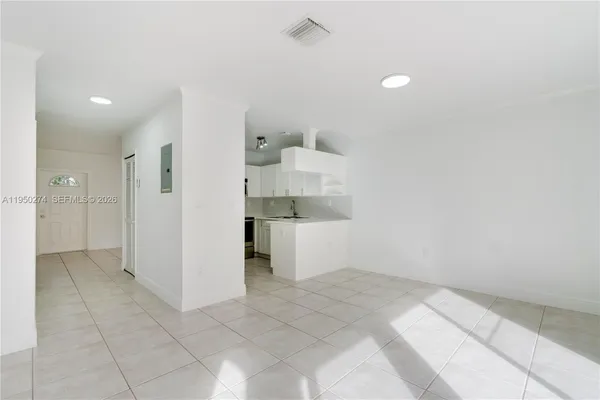 $3,500 | 9481 Southwest 78th Avenue, Miami, FL 33156