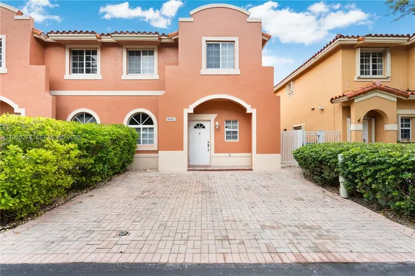 $3,500 | 9481 Southwest 78th Avenue, Miami, FL 33156