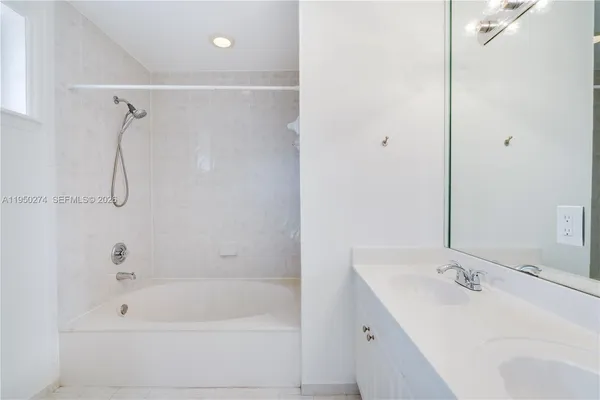 $3,500 | 9481 Southwest 78th Avenue, Miami, FL 33156