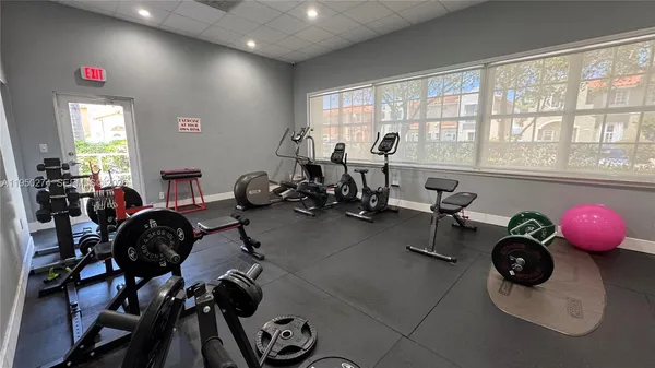 $3,500 | 9481 Southwest 78th Avenue, Miami, FL 33156