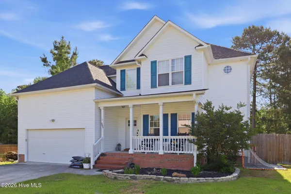 $435,000 | 205 Middle Ridge Drive, Hubert, NC 28539