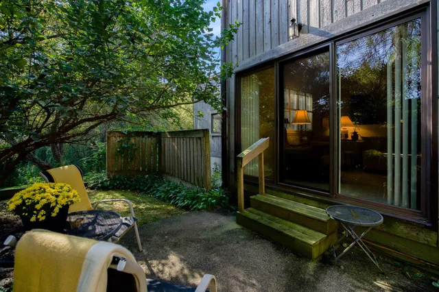 $294,900 | 2127 Pauline Court, Ann Arbor, MI 48103