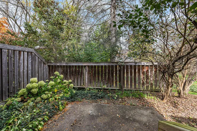 $294,900 | 2127 Pauline Court, Ann Arbor, MI 48103