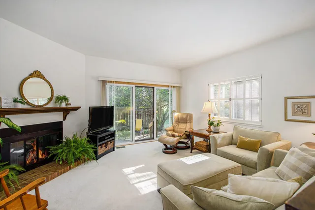 $294,900 | 2127 Pauline Court, Ann Arbor, MI 48103