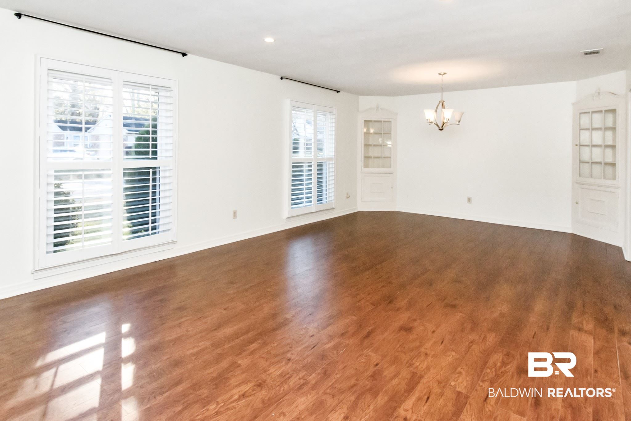 2752 Kreitner Street Mobile, AL 36606 - Photo 4 of 35