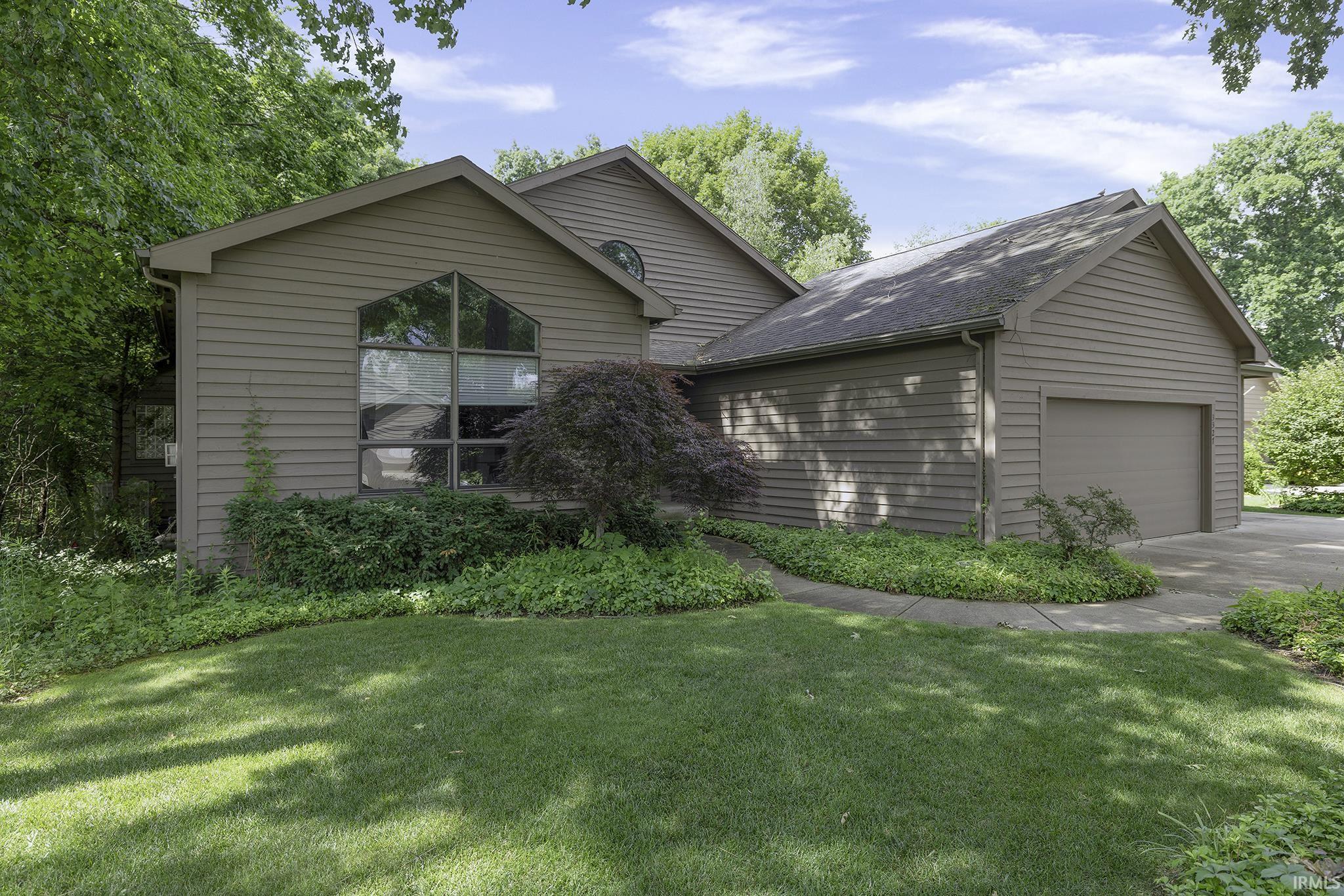 3327 Bridgetown Road Bristol, IN 46507 - Photo 2 of 38