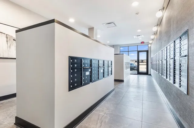 $4,500 | 250 McHenry Road, Unit C1, Buffalo Grove, IL 60089