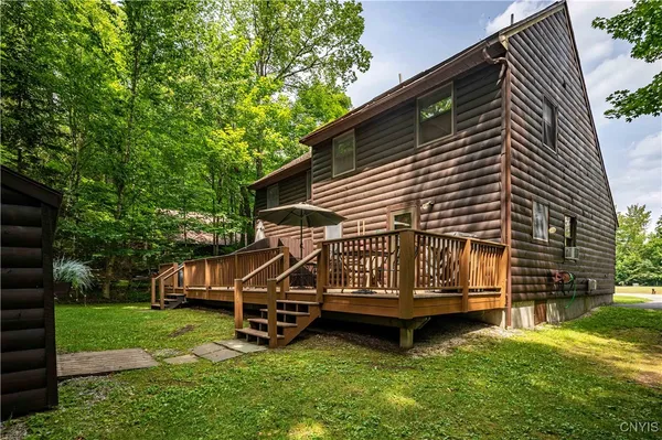 $1,299,900 | 112 Holiday Drive, Webb, NY 13420