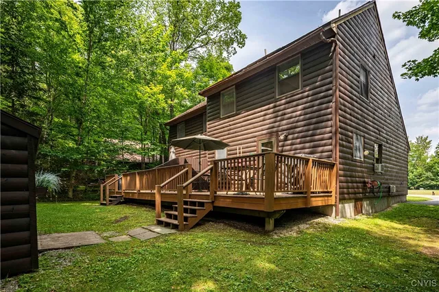 $1,299,900 | 112 Holiday Drive, Webb, NY 13420