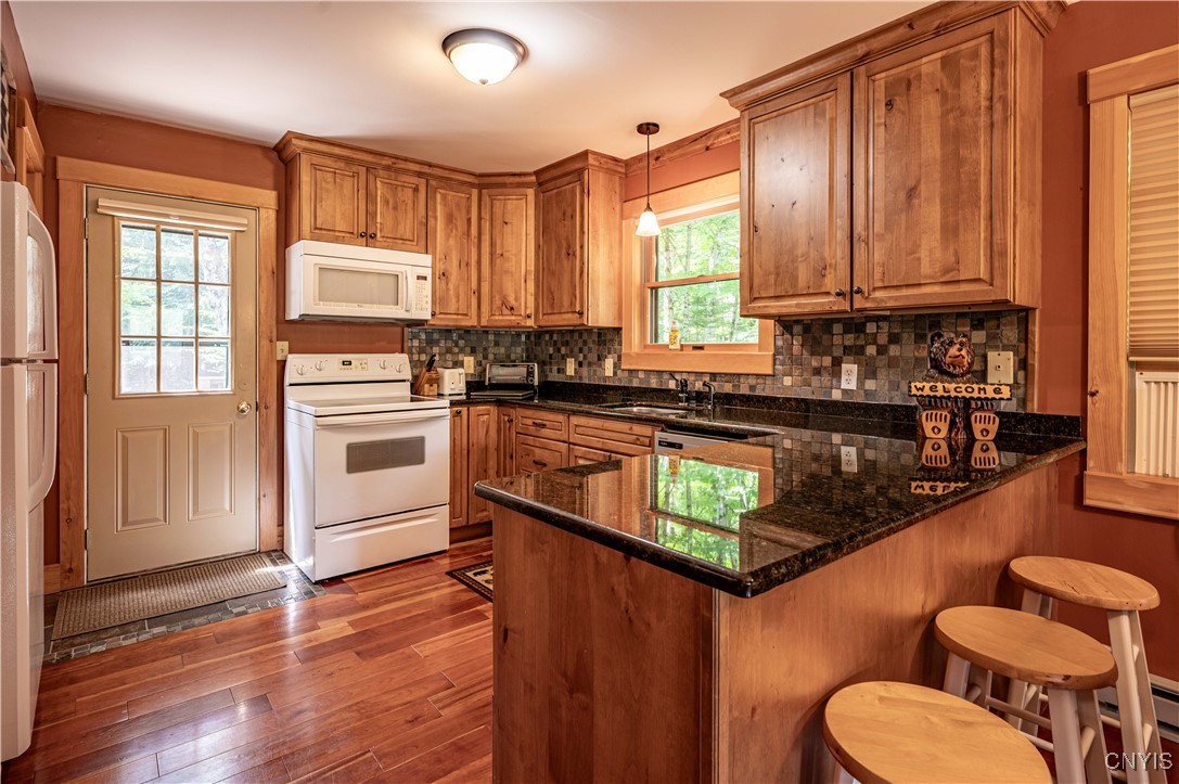 112 Holiday Drive Webb, NY 13420 - Photo 18 of 29 112 Kitchen
