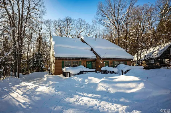 $1,299,900 | 112 Holiday Drive, Webb, NY 13420