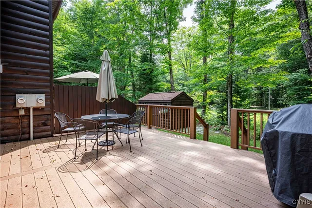 $1,299,900 | 112 Holiday Drive, Webb, NY 13420