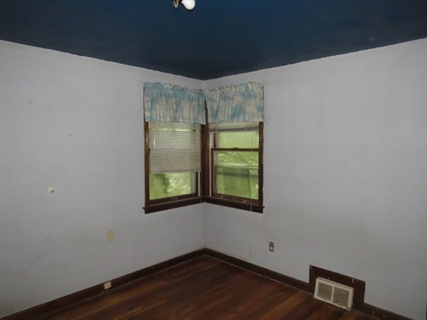 46 Middlebrook Drive Springfield, MA 01129 - Photo 14 of 15 Gallery Image 14