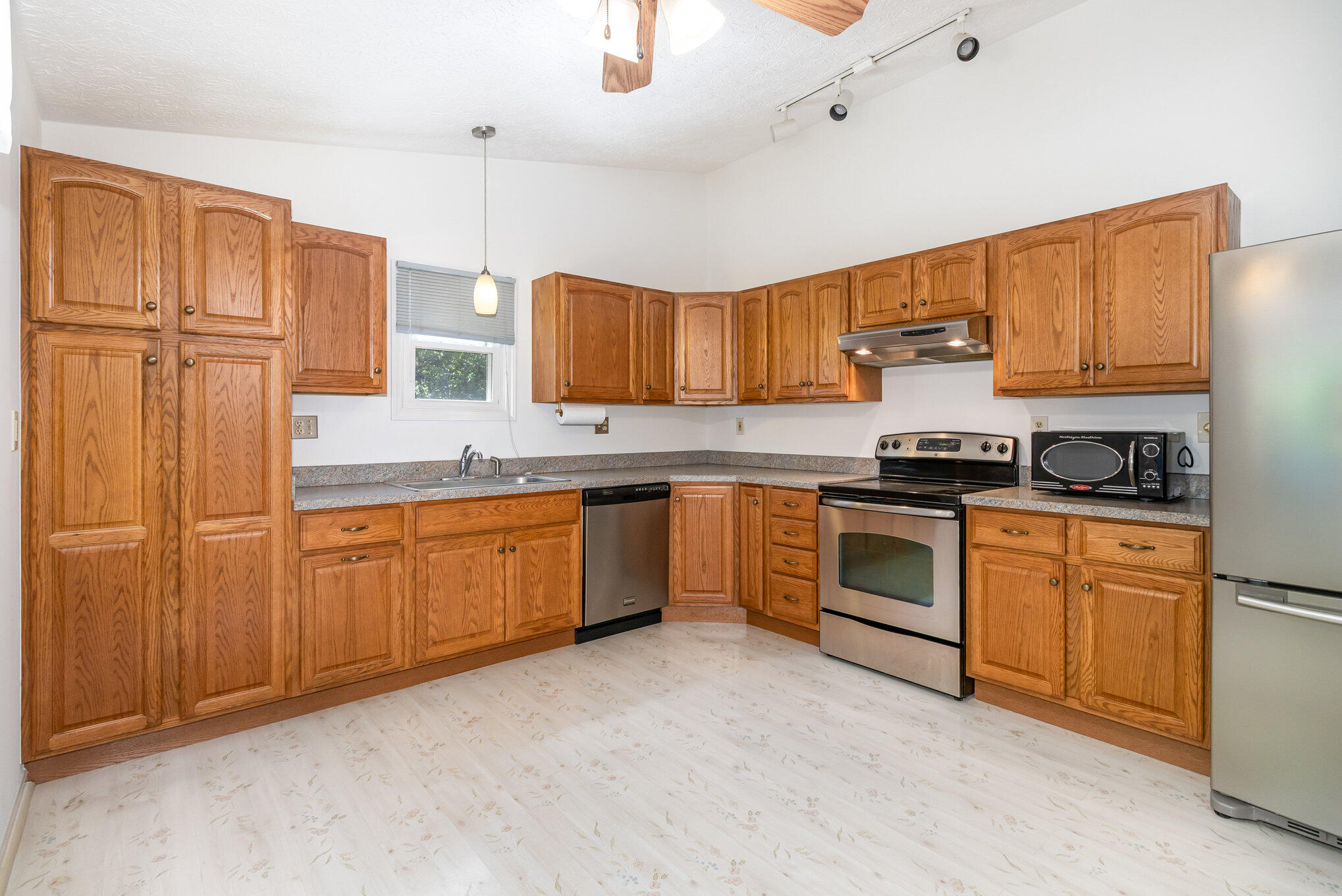 703 Queensway Court Cold Spring, KY 41076 - Photo 10 of 28 Gallery Image 10