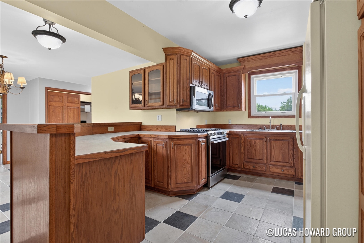 6297 Fitzner Road Greenville, MI 48838 - Photo 13 of 47 Gallery Image 13