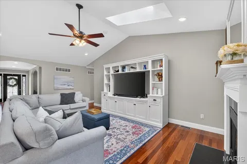 $559,000 | 14949 Royalbrook Drive, Chesterfield, MO 63017