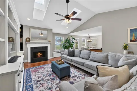 $559,000 | 14949 Royalbrook Drive, Chesterfield, MO 63017