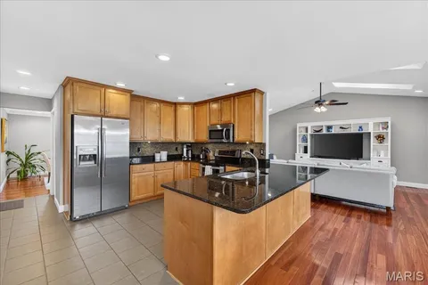 $559,000 | 14949 Royalbrook Drive, Chesterfield, MO 63017