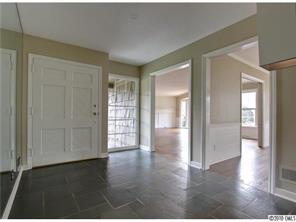 734 Colville Road Charlotte, NC 28207 - Photo 2 of 16 Gallery Image 2