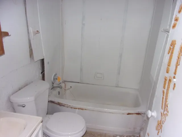 $54,900 | 104 Algonquin Road, Marquette Heights, IL 61554