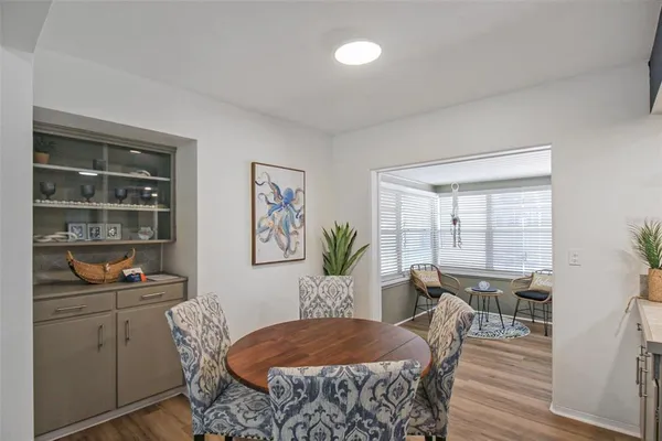 $4,300 | 2403 19th Avenue West, Bradenton, FL 34205