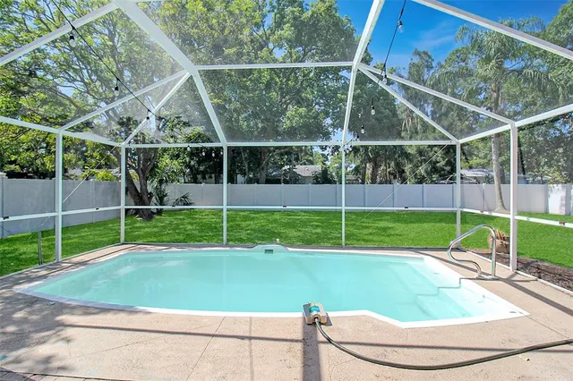 $4,300 | 2403 19th Avenue West, Bradenton, FL 34205