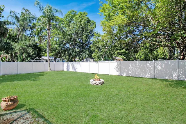 $4,300 | 2403 19th Avenue West, Bradenton, FL 34205