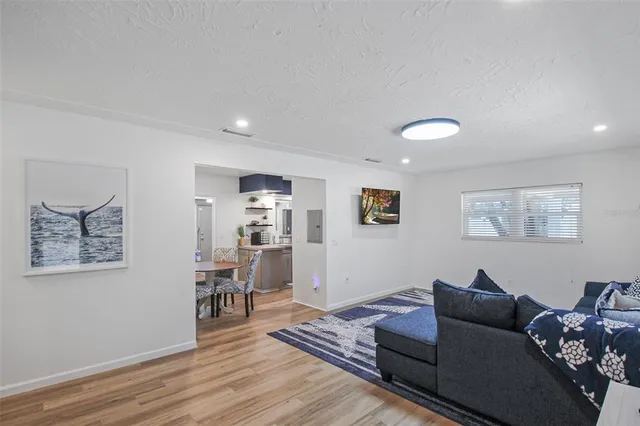 $4,300 | 2403 19th Avenue West, Bradenton, FL 34205