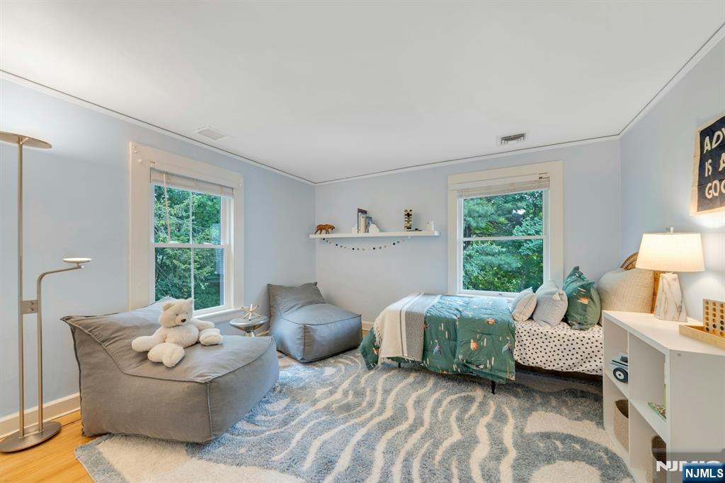 42 Llewellyn Road Montclair, NJ 07042 - Photo 38 of 49