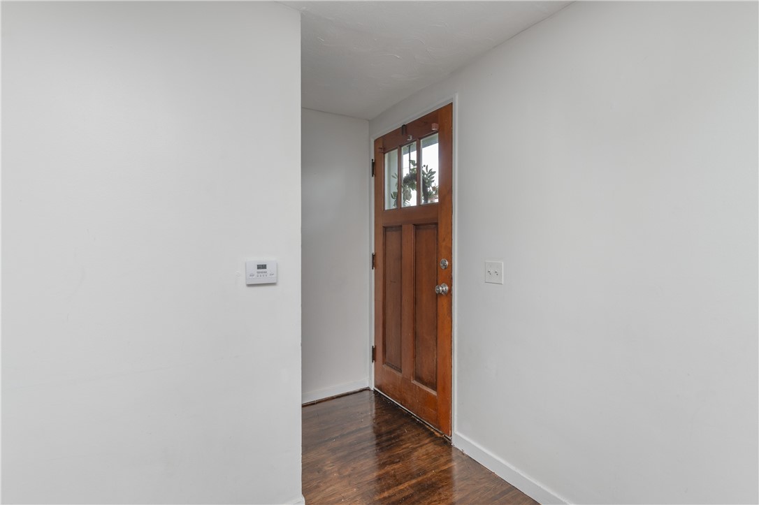 26 Galena Street Rochester, NY 14612 - Photo 4 of 45