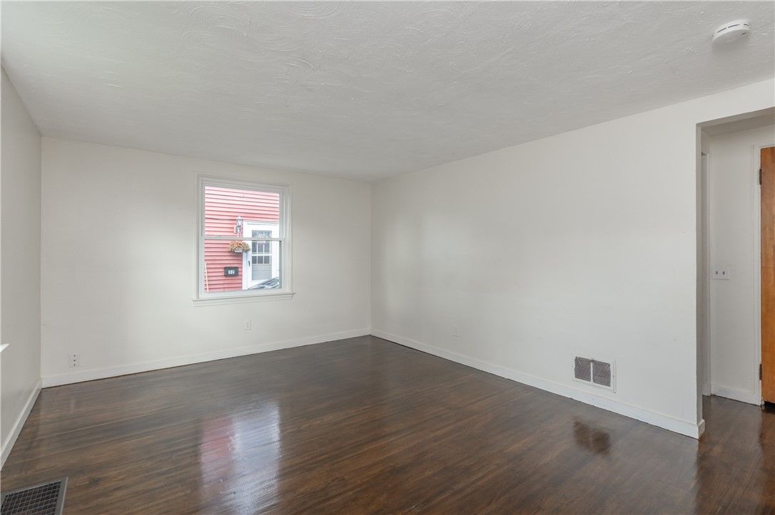 26 Galena Street Rochester, NY 14612 - Photo 7 of 45