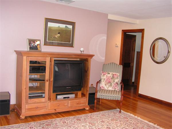 281 Walpole Street Canton, MA 02021 - Photo 10 of 22 Gallery Image 10