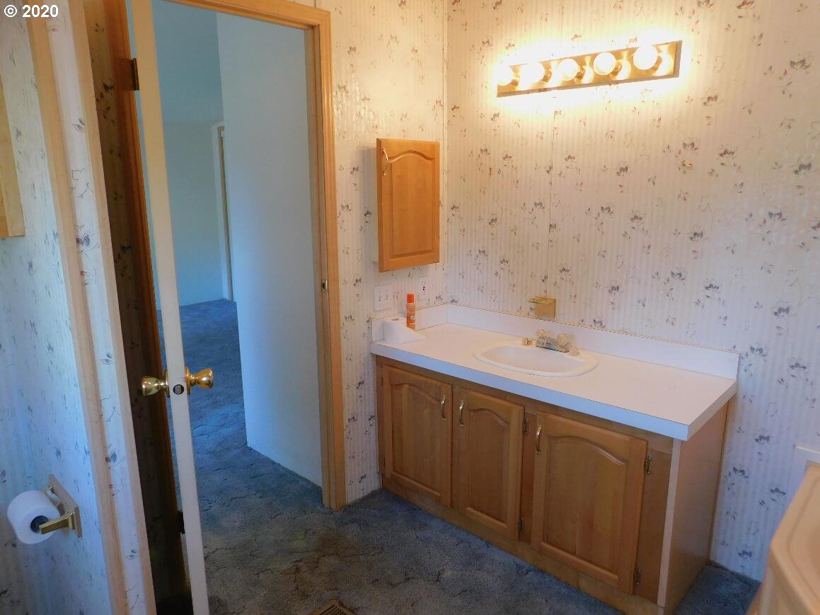 96465 Coverdell Road, Unit 35 Brookings, OR 97415 - Photo 8 of 9