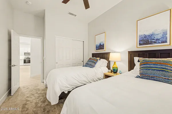 $659,900 | 7236 West Paradise Lane, Peoria, AZ 85382