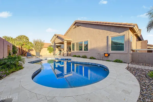 $659,900 | 7236 West Paradise Lane, Peoria, AZ 85382
