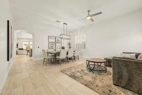 $659,900 | 7236 West Paradise Lane, Peoria, AZ 85382