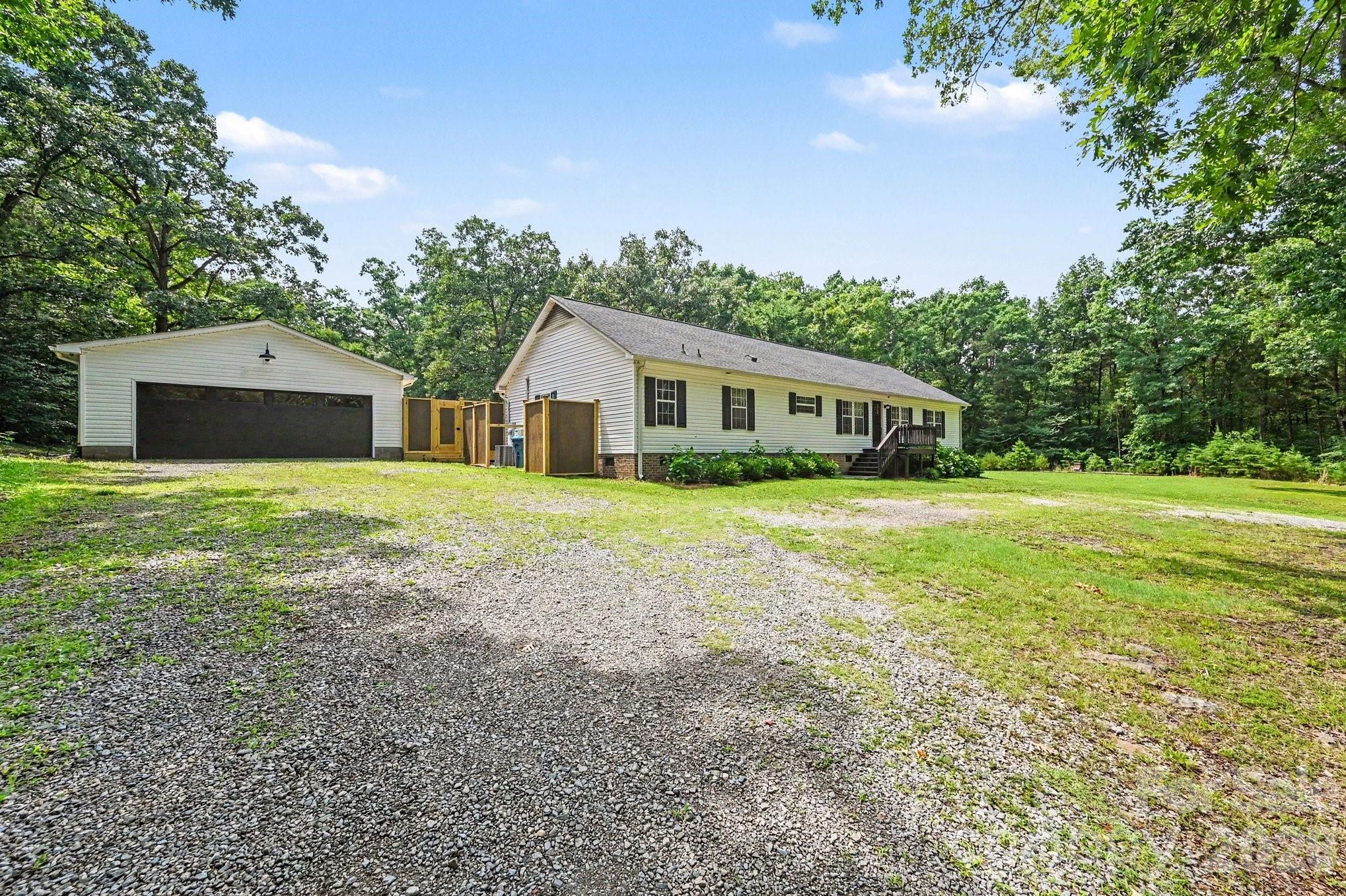 8900 Lazy Ridge Lane Concord, NC 28025 - Photo 7 of 44