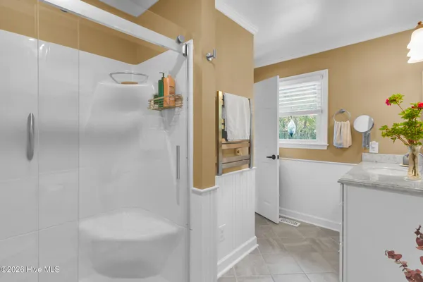 $725,000 | 215 Croatan Lane, New Bern, NC 28562