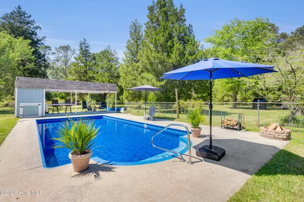 $725,000 | 215 Croatan Lane, New Bern, NC 28562