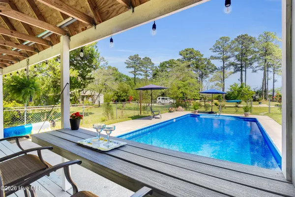 $725,000 | 215 Croatan Lane, New Bern, NC 28562