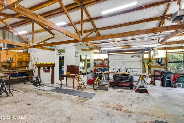 $725,000 | 215 Croatan Lane, New Bern, NC 28562