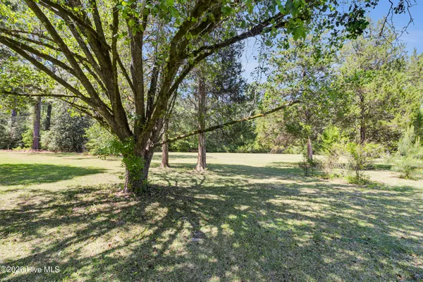 $725,000 | 215 Croatan Lane, New Bern, NC 28562