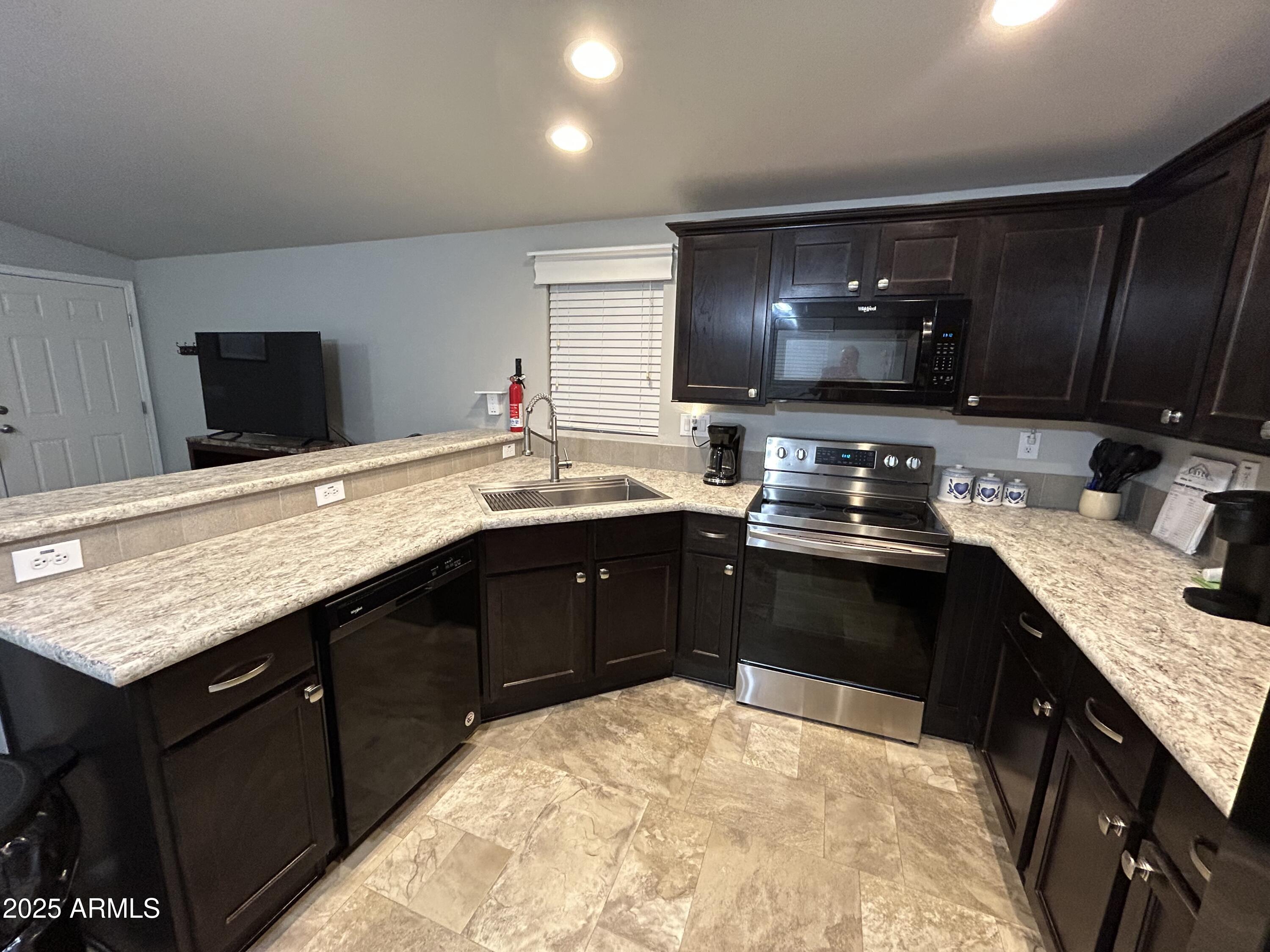 11101 East University Drive, Unit 171 Apache Junction, AZ 85120 - Photo 33 of 68 kitchen 3