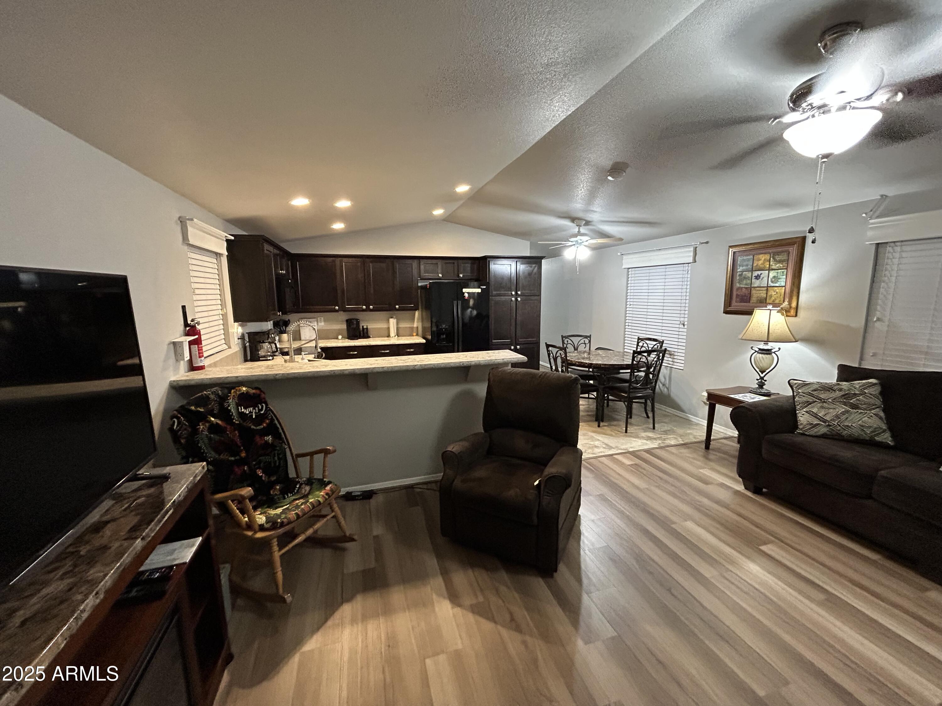 11101 East University Drive, Unit 171 Apache Junction, AZ 85120 - Photo 34 of 68 family 4