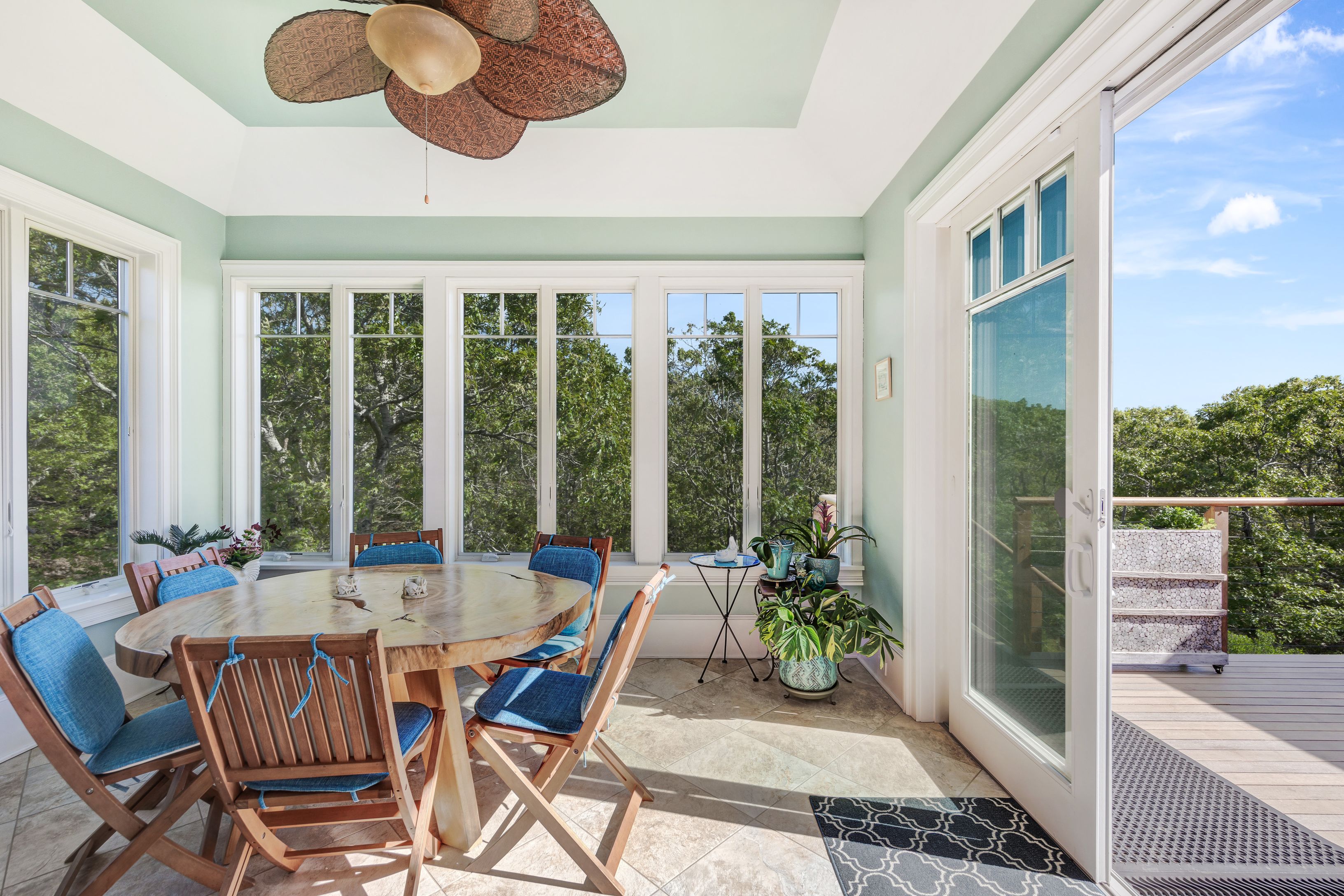 90 Napeague Harbor Road Montauk, NY 11954 - Photo 19 of 27