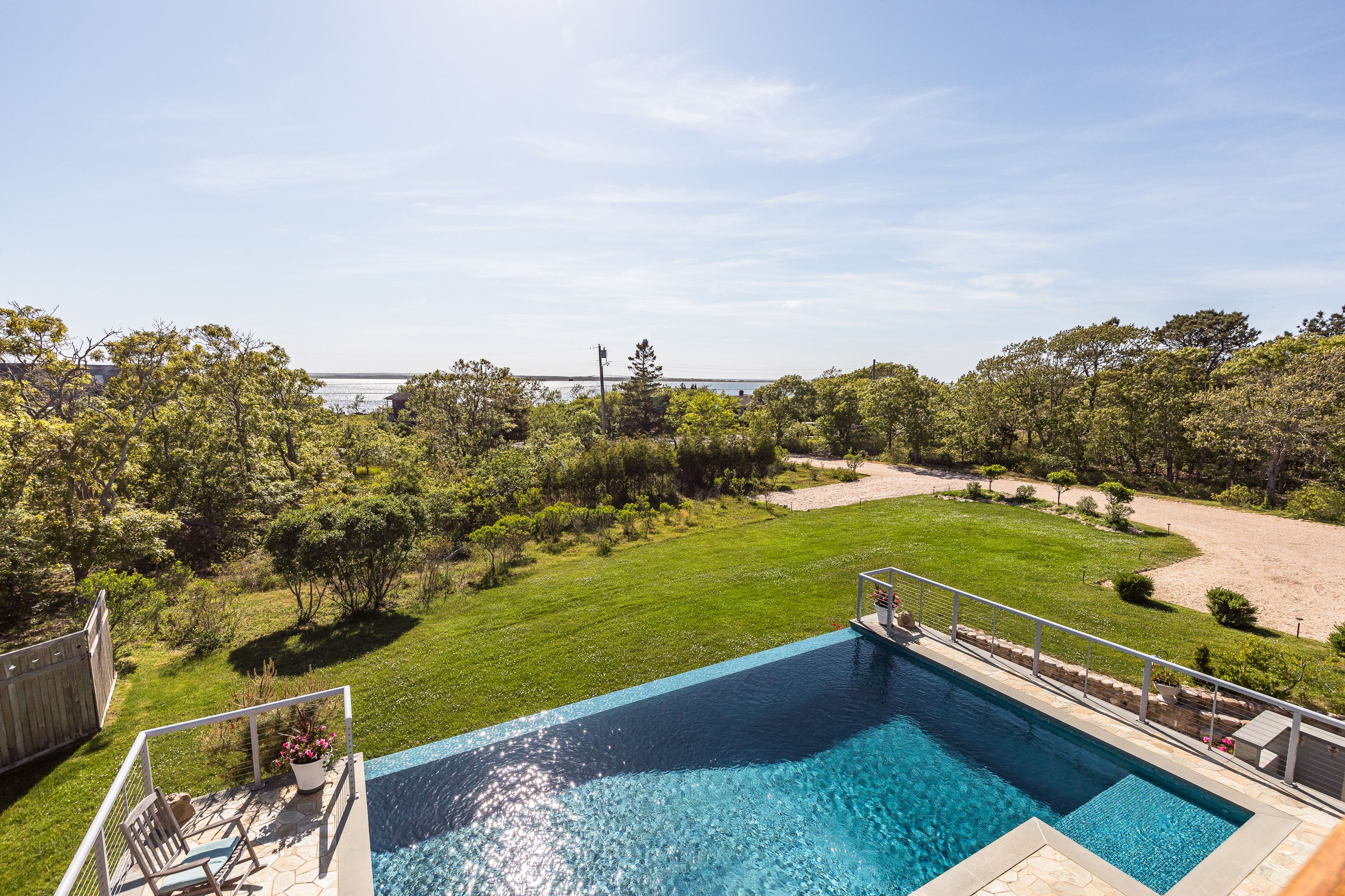 90 Napeague Harbor Road Montauk, NY 11954 - Photo 4 of 27