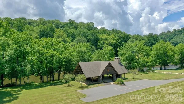 $1,250,000 | 117 Amberleaf Way, Cullowhee, NC 28723