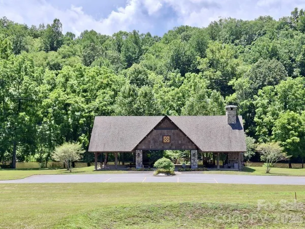 $1,250,000 | 117 Amberleaf Way, Cullowhee, NC 28723